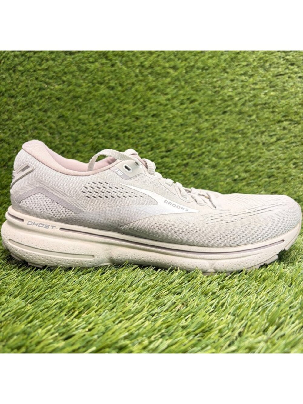 Brooks Ghost 15 Womens Size 9 Gray Athletic Running Walking Shoes Sneakers